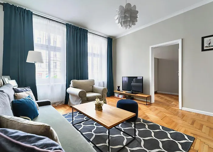 Margi Joy Cozy In The Centre *